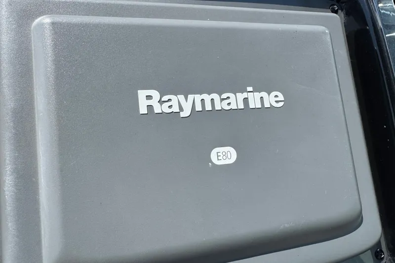 Slide: The Image of Raymarine E80 navigation system on 2009 Chaparral Signature 330 boat. - 16