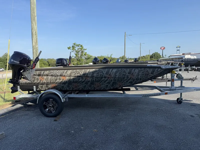 The Image of Edge Boats Sportsman 553DB 2027 - 1