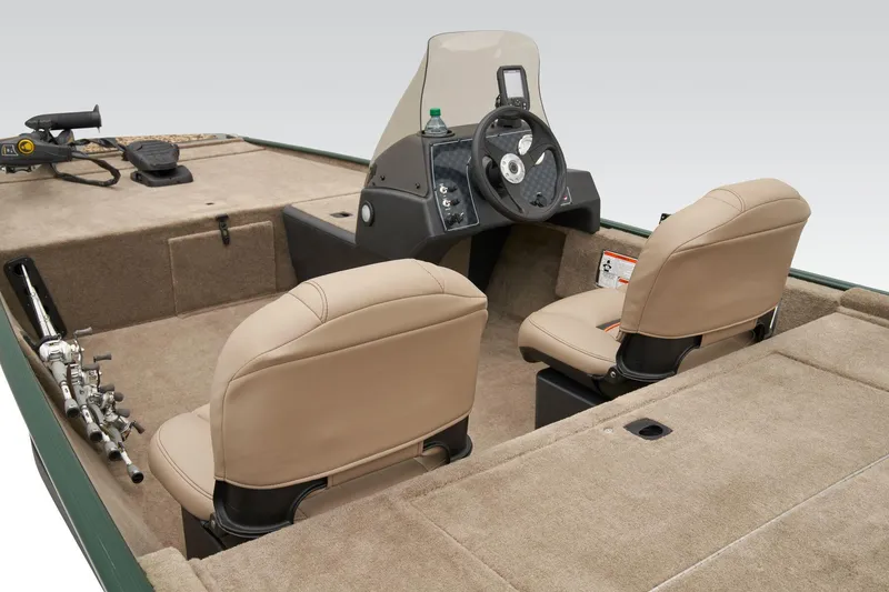 Slide: The Image of Tracker Bass Tracker Classic Limited 2026 - 33