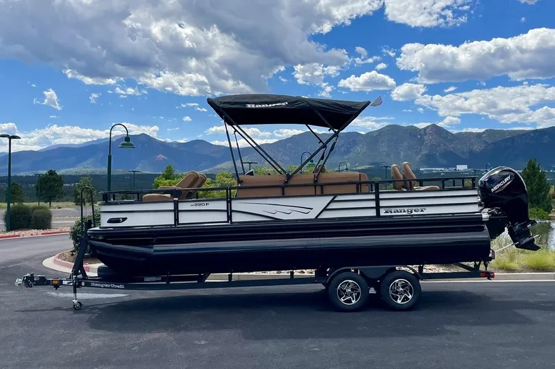 The Image of Ranger 220F 2026 - 0