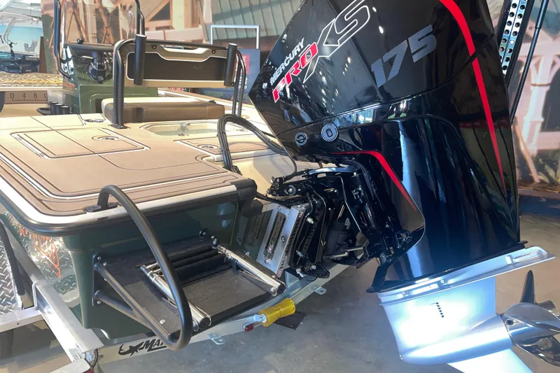 Slide: The Image of 2026 Mako 18 Pro Skiff Backwater Edition with Mercury Pro XS 175 engine. - 4