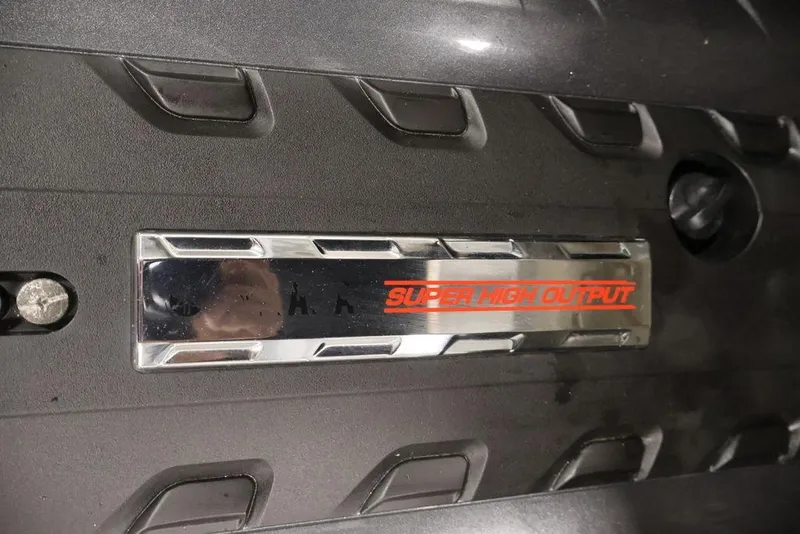 Slide: The Image of 2016 Yamaha Boats SX192 engine with "Super High Output" label. - 30
