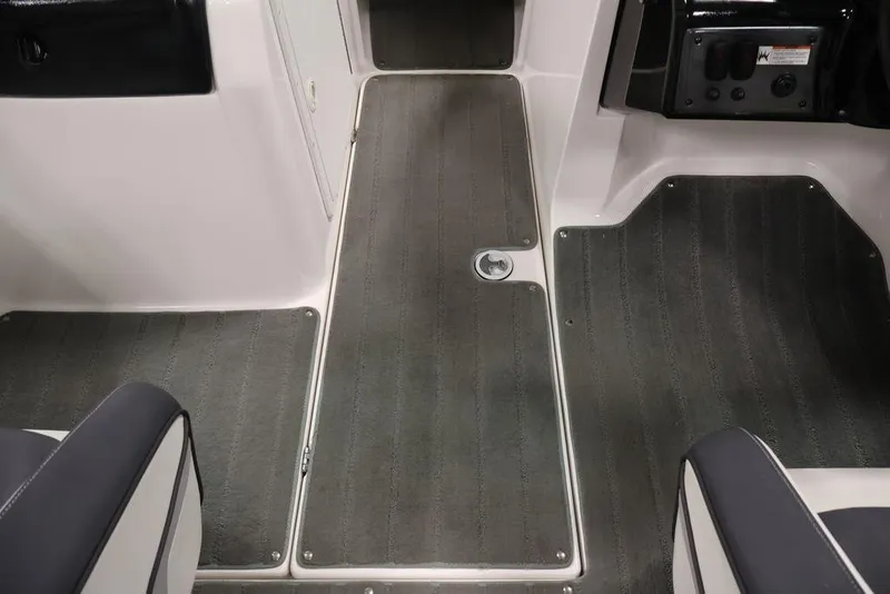 Slide: The Image of 2016 Yamaha Boats SX192 interior flooring and seating detail. - 32