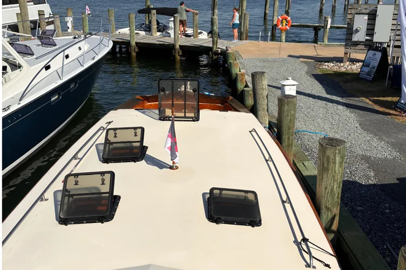 Slide: The Image of Midnight Lace 44 Flybridge - Rumrunner edition 1987 - 10