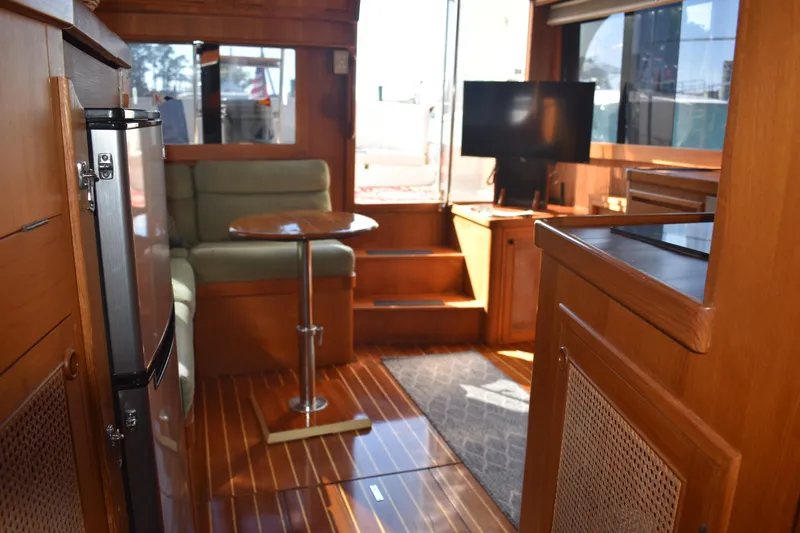 Slide: The Image of Midnight Lace 44 Flybridge - Rumrunner edition 1987 - 17