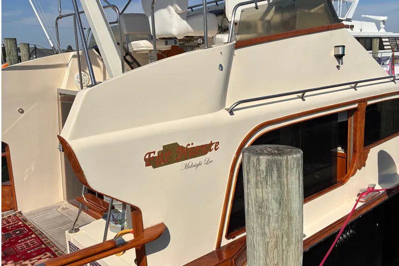 Slide: The Image of Midnight Lace 44 Flybridge - Rumrunner edition 1987 - 4