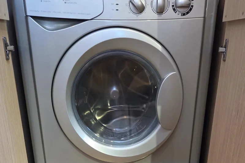 Slide: The Image of Front-loading washing machine inside Aquila 44 Yacht, 2020 model. - 28