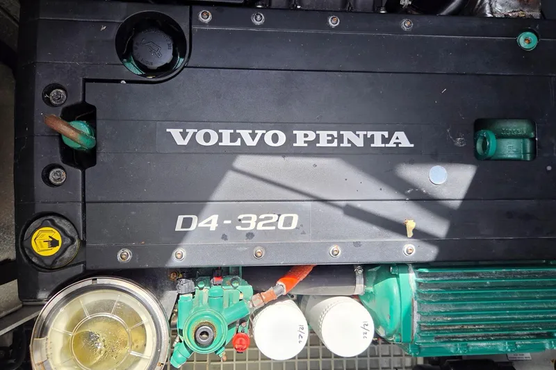 Slide: The Image of Volvo Penta D4-320 engine in a 2020 Aquila 44 Yacht. - 45