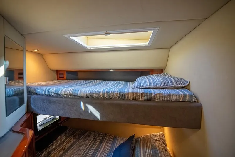 Slide: The Image of Guest stateroom - 37