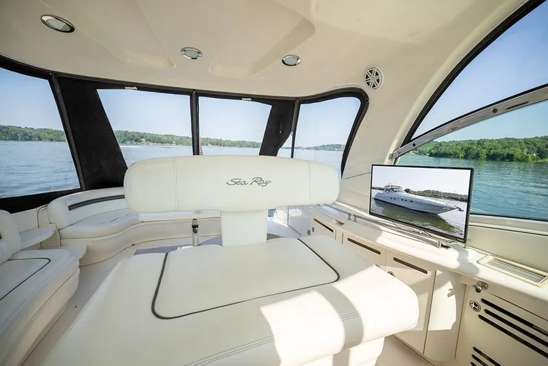 Slide: The Image of Fwd cockpit seat - 17