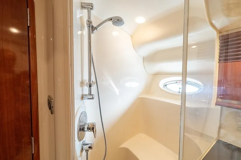 Slide: The Image of Guest shower - 40