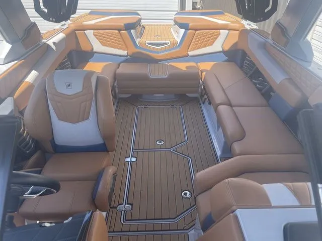 Slide: The Image of Nautique Super Air Nautique G23 2022 - 7
