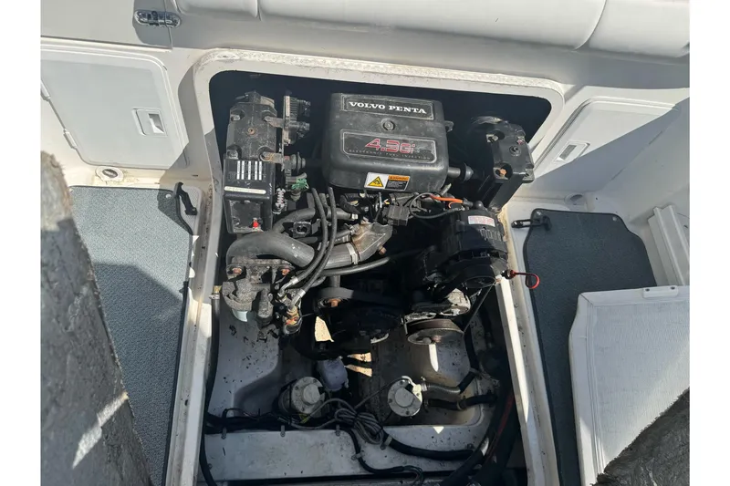 Slide: The Image of Engine compartment of a 2002 Campion Explorer 602 Sport Cabin with Volvo Penta 4.3GL engine. - 27