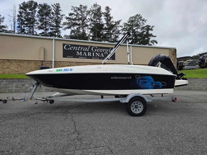 The Image of Bayliner Element E16 2020 - undefined