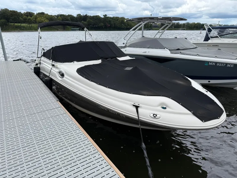 Slide: The Image of Sea Ray 270 Sundeck 2005 - 1