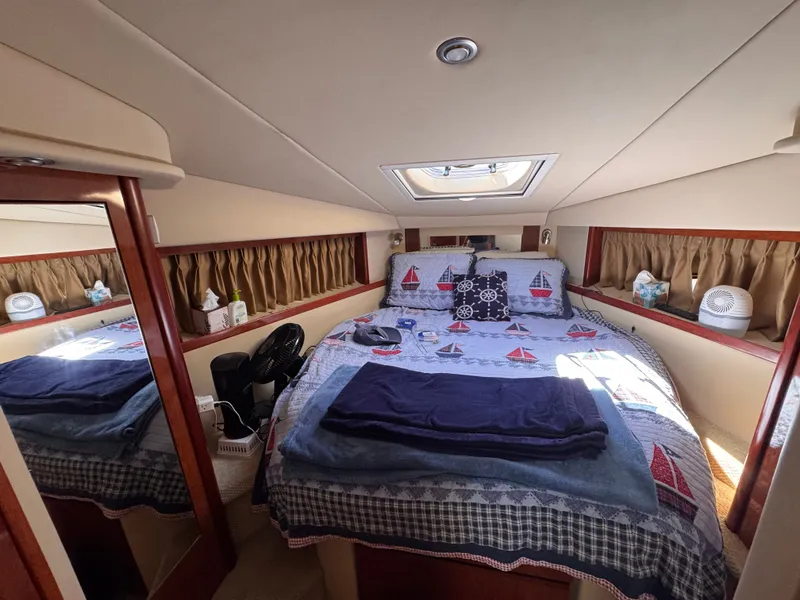 Slide: The Image of Sea Ray 38 Sundancer 2007 - 23