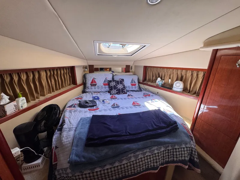Slide: The Image of Sea Ray 38 Sundancer 2007 - 24
