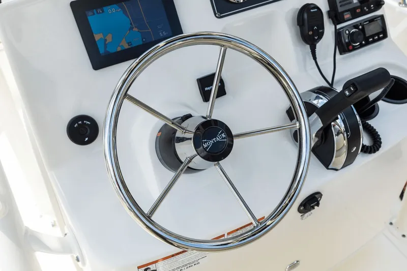 Slide: The Image of Boston Whaler 190 Montauk 2027 - 38