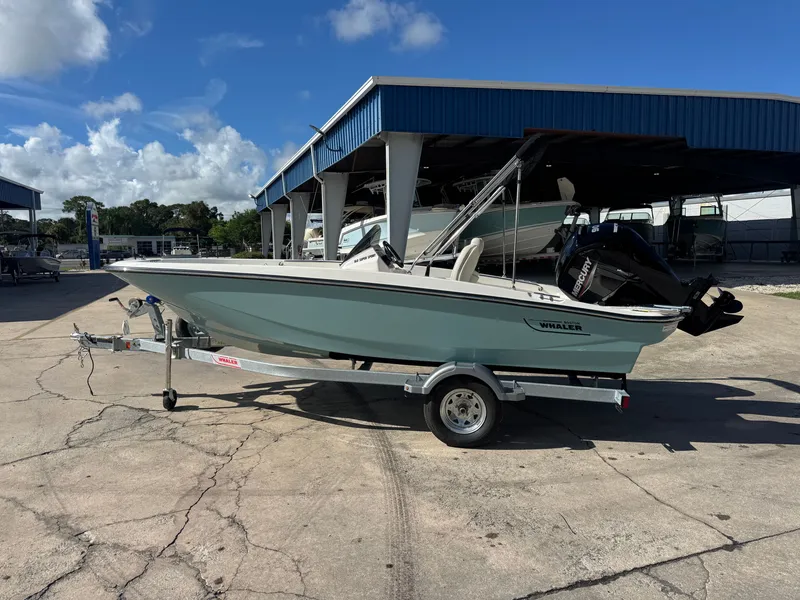 Slide: The Image of Boston Whaler 160 Super Sport 2027 - 2
