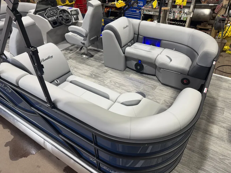 Slide: The Image of Bentley Pontoons Legacy 223 Navigator Quad Lounge Tritoon & Honda 4-Stroke EFI 2026 - 4