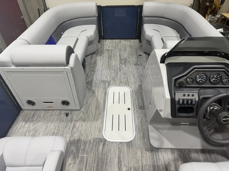 Slide: The Image of Bentley Pontoons Legacy 223 Navigator Quad Lounge Tritoon & Honda 4-Stroke EFI 2026 - 11