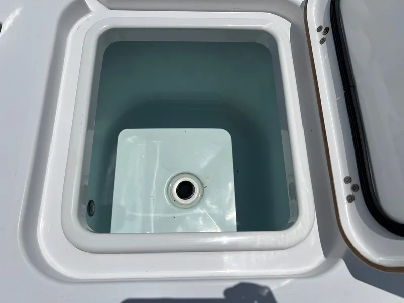 Slide: The Image of Sportsman Masters 267OE Bay Boat 2021 - 54