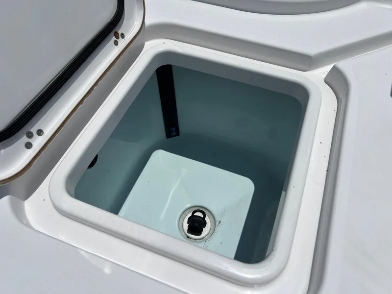 Slide: The Image of Sportsman Masters 267OE Bay Boat 2021 - 56