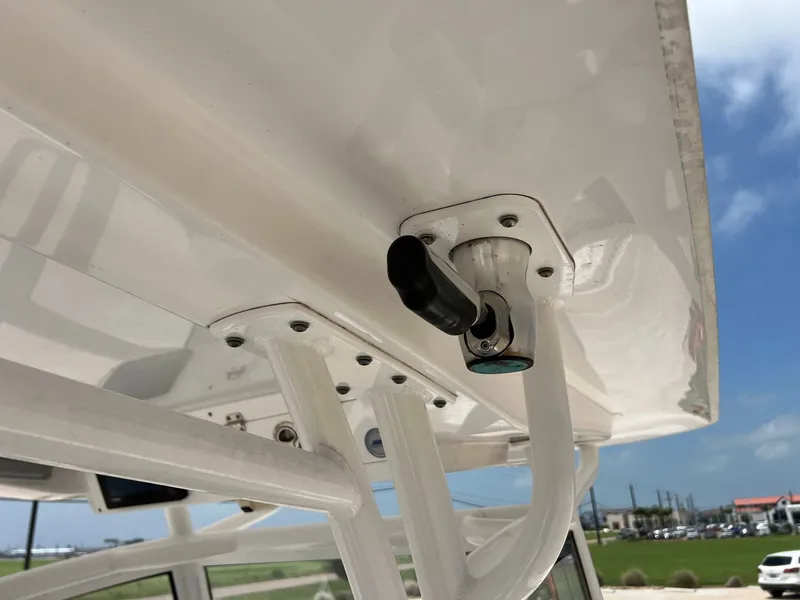 Slide: The Image of Sportsman Masters 267OE Bay Boat 2021 - 27