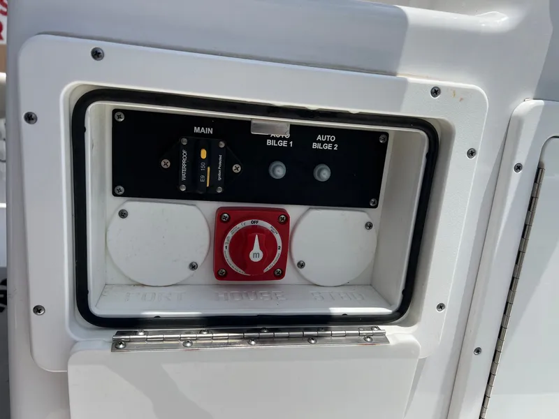 Slide: The Image of Sportsman Masters 267OE Bay Boat 2021 - 41