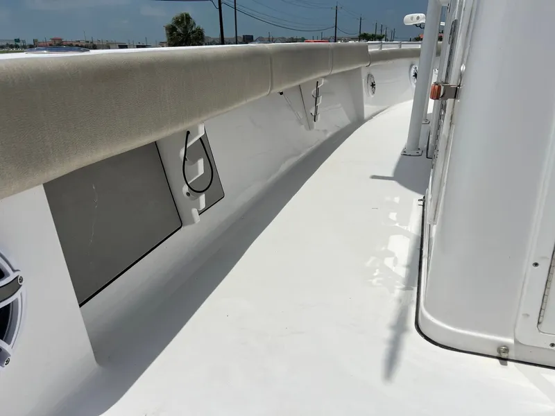 Slide: The Image of Sportsman Masters 267OE Bay Boat 2021 - 46