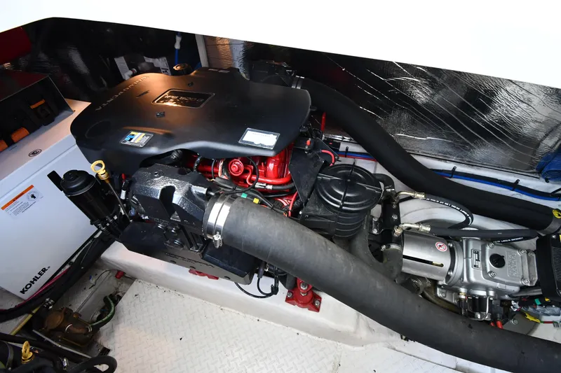 Slide: The Image of Cruisers 390 Sports Coupe 2010 - 63