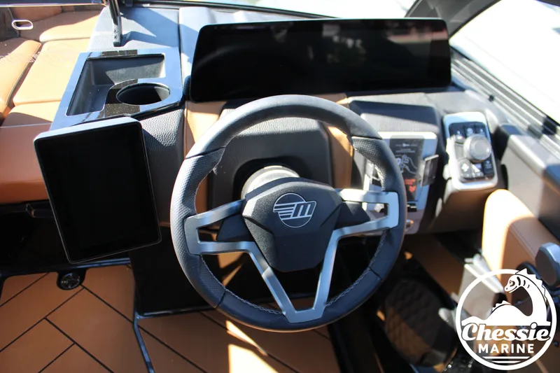 Slide: The Image of Malibu Wakesetter 23 LSV 2026 - 20