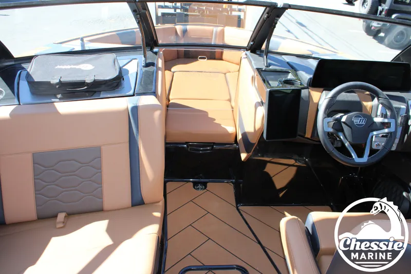 Slide: The Image of Malibu Wakesetter 23 LSV 2026 - 22