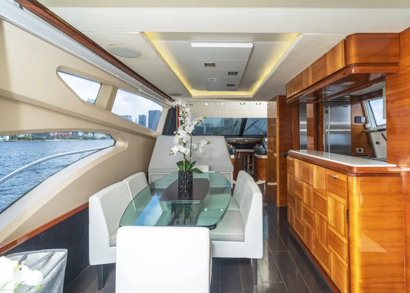 Slide: The Image of Azimut 75 2008 - 84