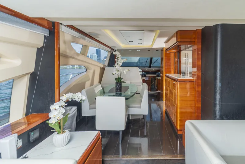 Slide: The Image of Azimut 75 2008 - 87