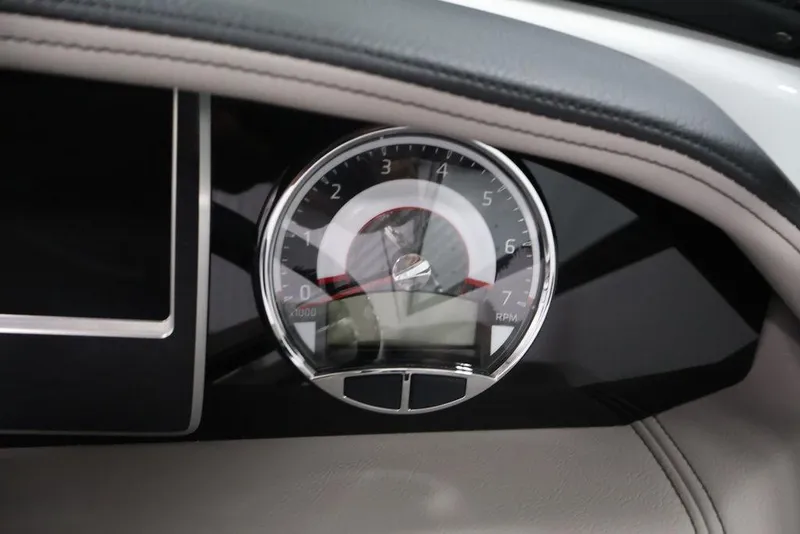 Slide: The Image of Tachometer of 2026 Four Winns HD3 boat, displaying RPM gauge. - 3