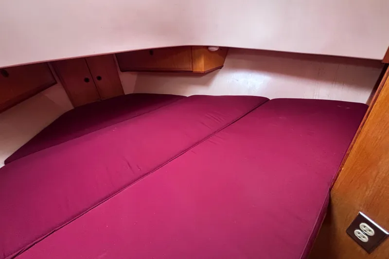 Slide: The Image of Interior cabin of 1985 Transpacific Marine Pacific Eagle 32 with red bedding. - 27