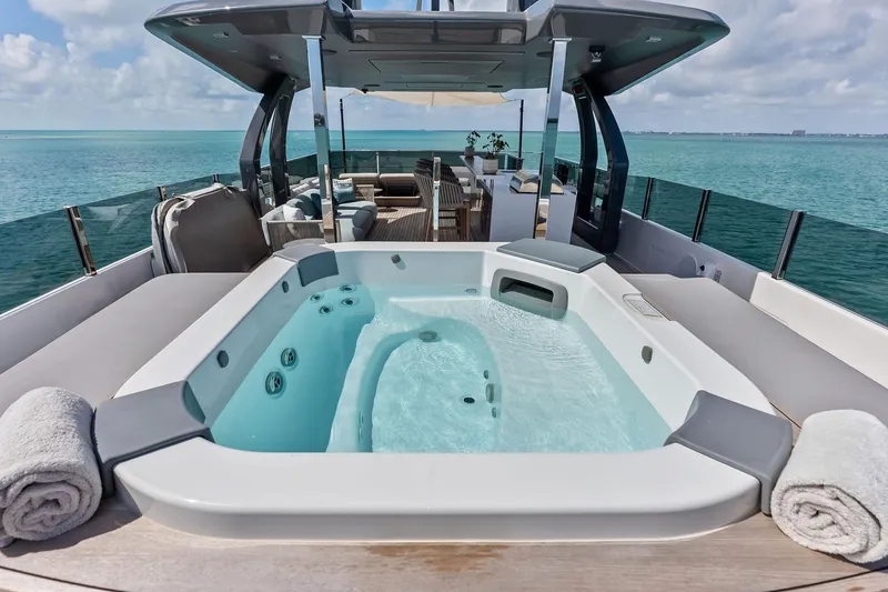 Slide: The Image of Custom Navetta 33 2023 - 29