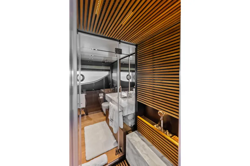 Slide: The Image of Custom Navetta 33 2023 - 86