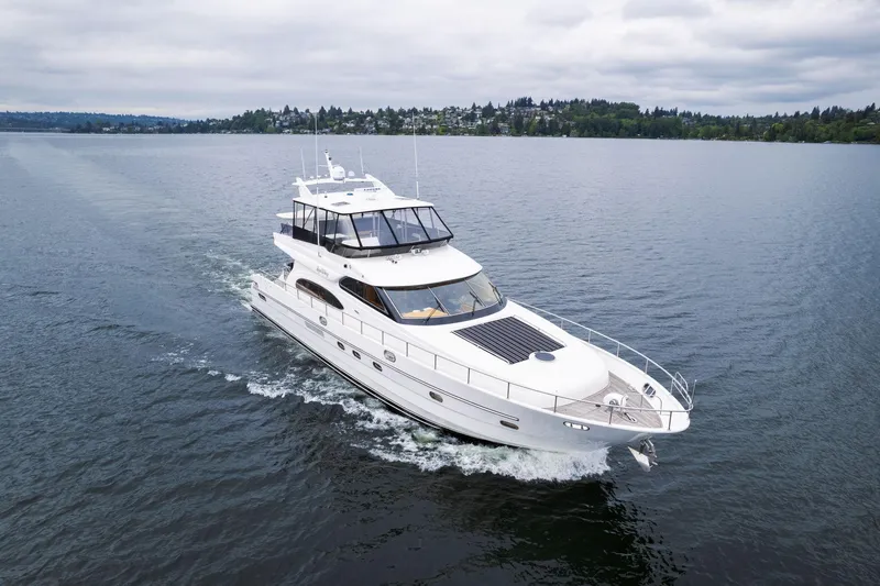 Slide: The Image of Vitech 68' Vitech Pilothouse 1999 - 98