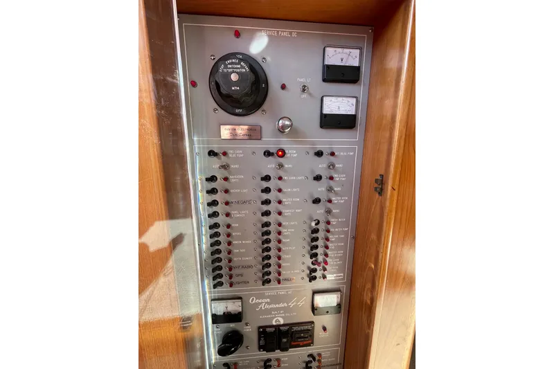 Slide: The Image of Electrical control panel of 1989 Ocean Alexander 440 Sundeck CPMY yacht. - 4