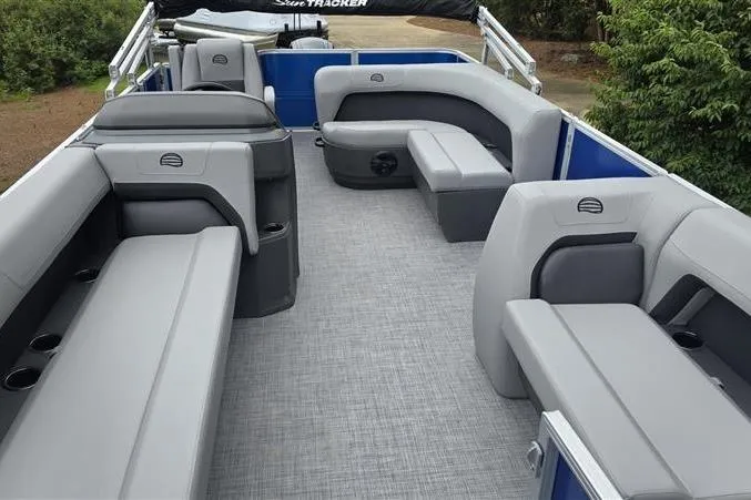 Slide: The Image of 2026 Sun Tracker Party Barge 18 DLX with spacious seating and modern design. - 7