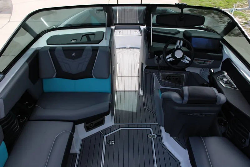 Slide: The Image of Nautique G23 2022 - 6