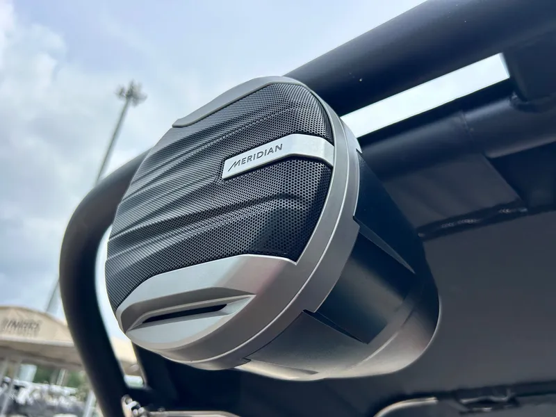 Slide: The Image of MasterCraft XT24 2026 - 46