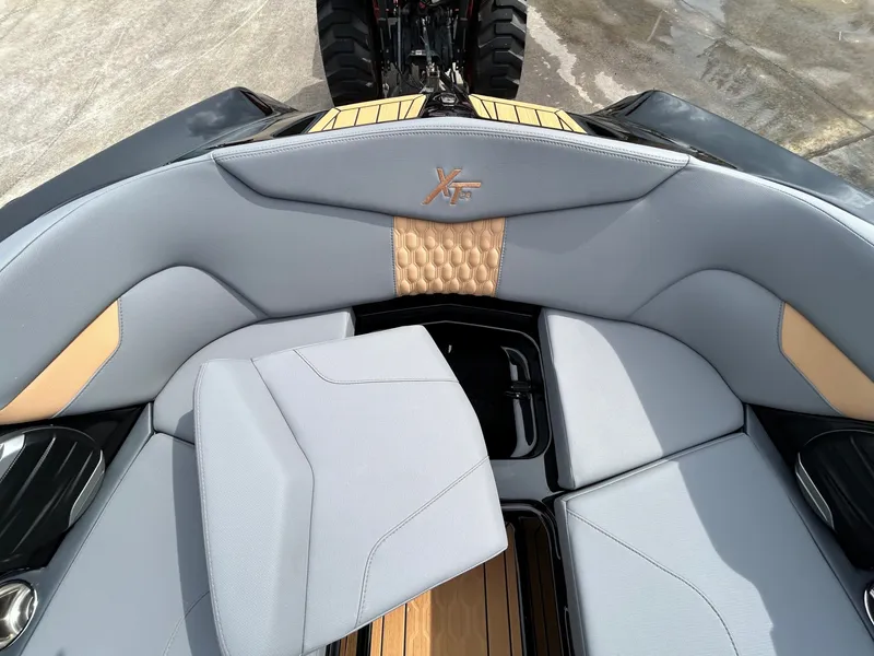 Slide: The Image of MasterCraft XT24 2026 - 19