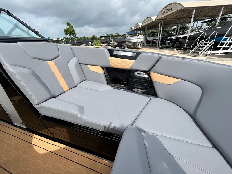 Slide: The Image of MasterCraft XT24 2026 - 22