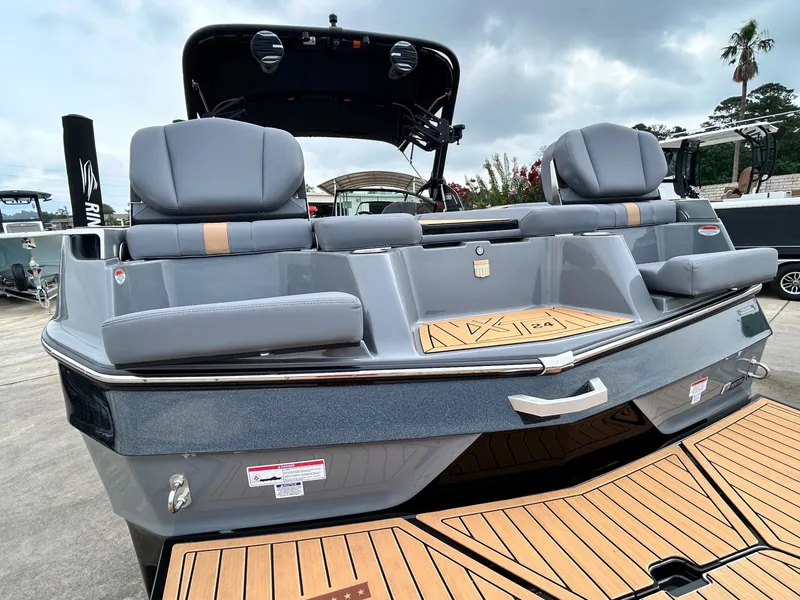 Slide: The Image of MasterCraft XT24 2026 - 12