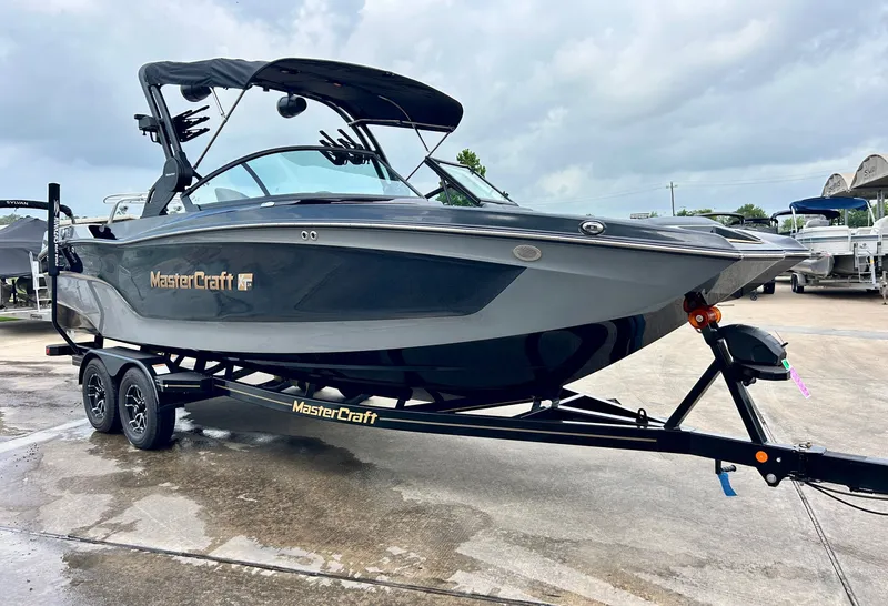 Slide: The Image of MasterCraft XT24 2026 - 3