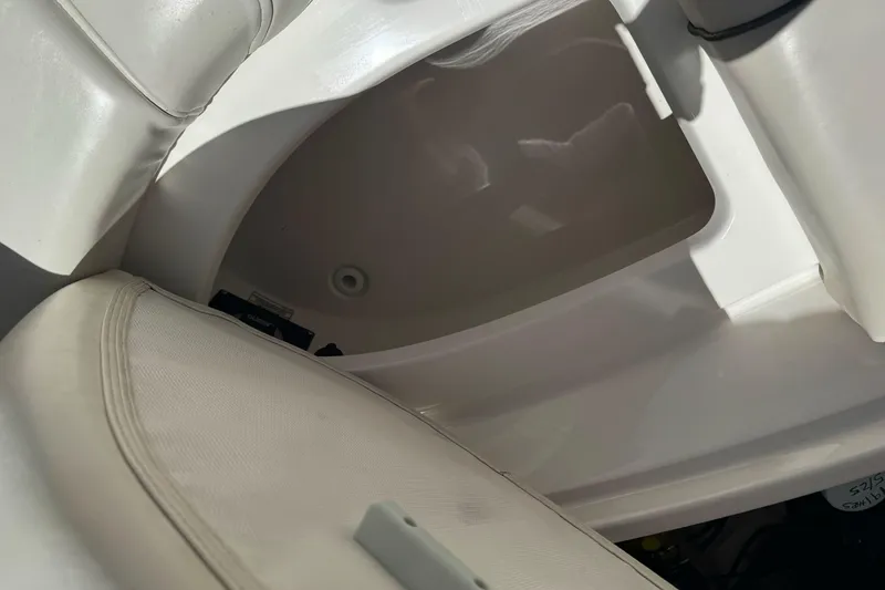 Slide: The Image of Interior seating area of a 2007 Sea Ray SLX 250 boat. - 43