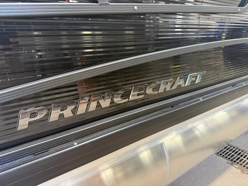 Slide: The Image of Princecraft Vectra 21 RL 2026 - 34